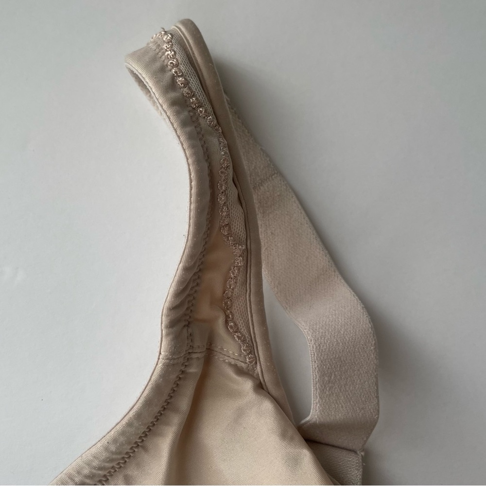 Olga bra size 38DD - Picture 3 of 7